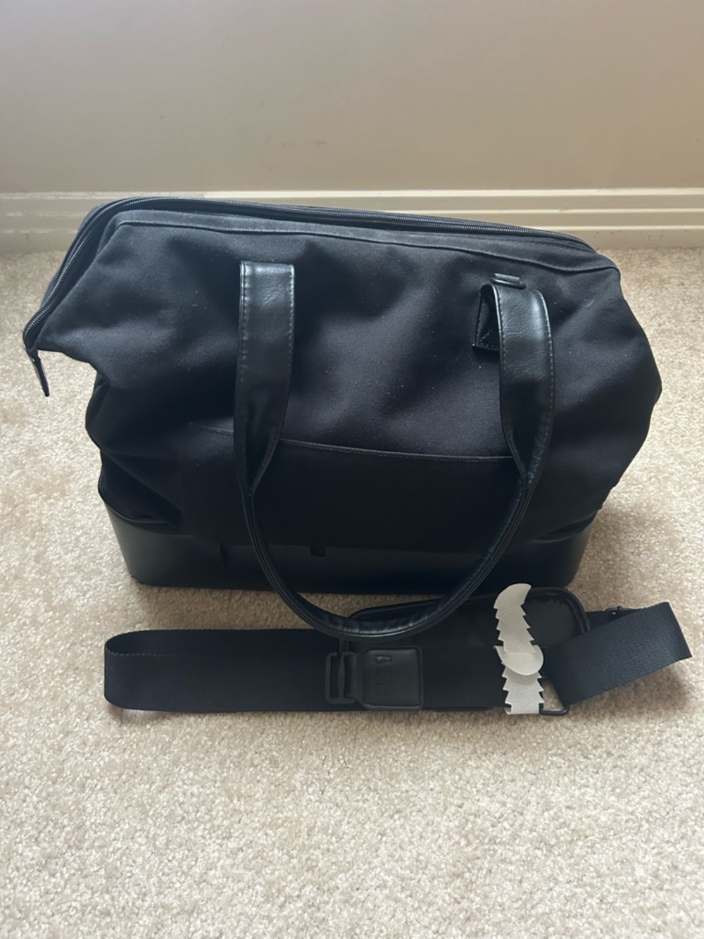 Black BEIS Mini Weekender Bag - Picture 2 of 2
